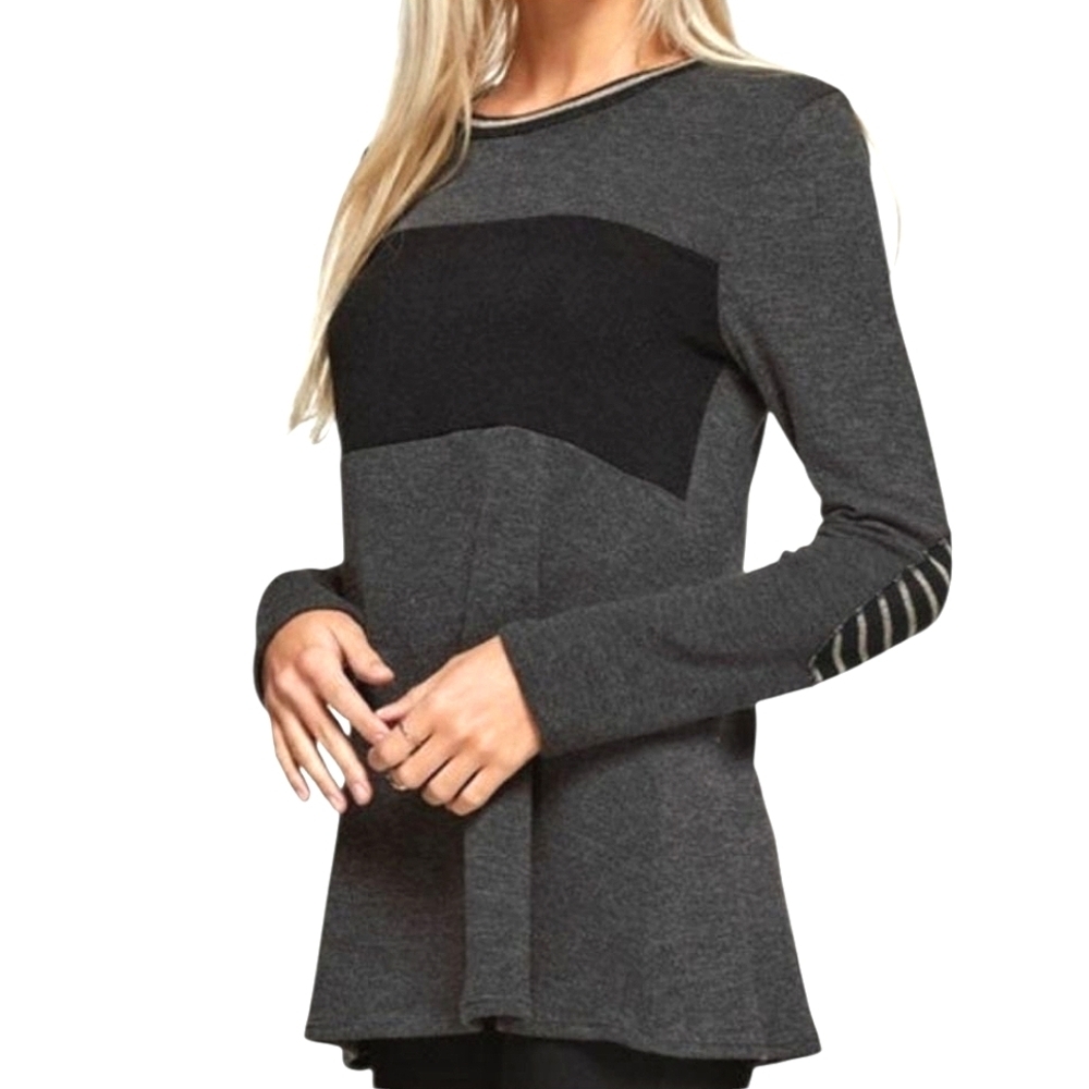 12 PM BY MON AMI Color Block Long Sleeve Sweater Size Small NWT